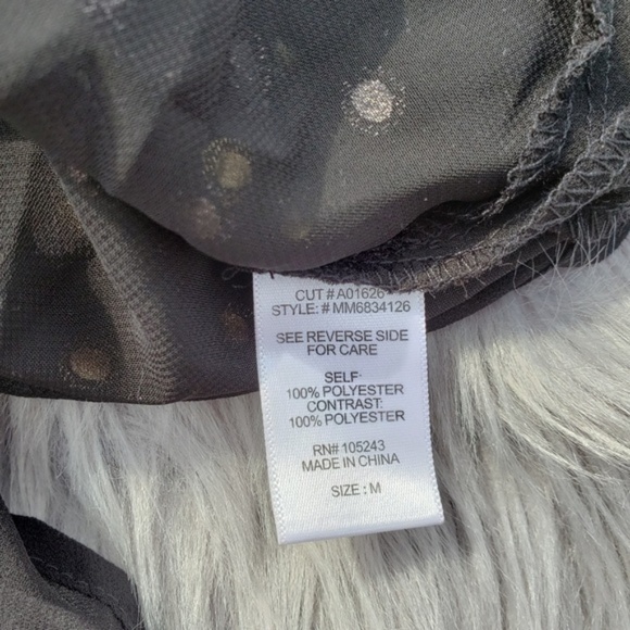 NWT Bobeau Sheer Gold Foil Polka Dots Top M - Picture 6 of 6